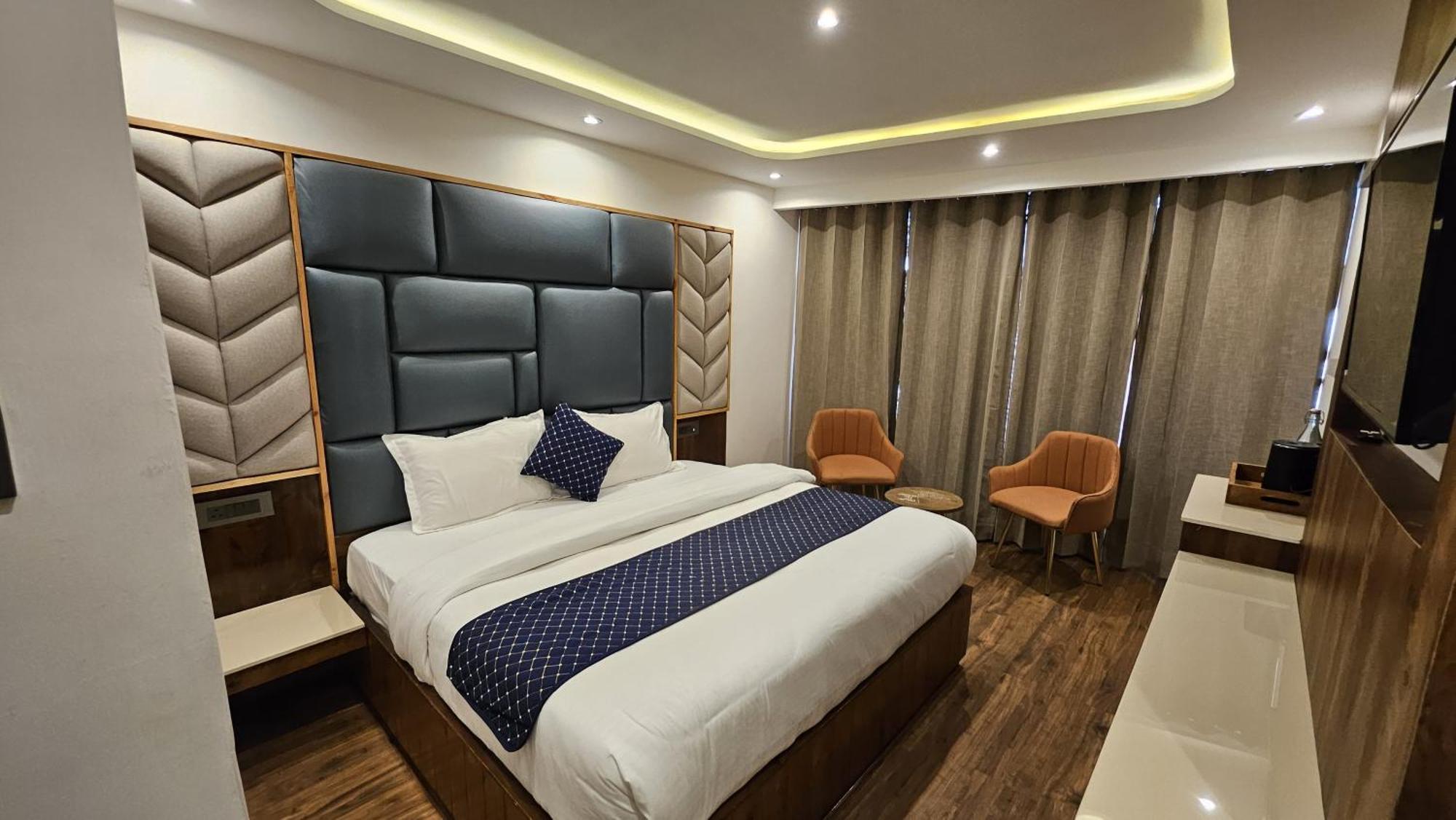 Mountain Zest- Simla Royale Near Mall Road Free Pickup From Railway Station Simla Kültér fotó