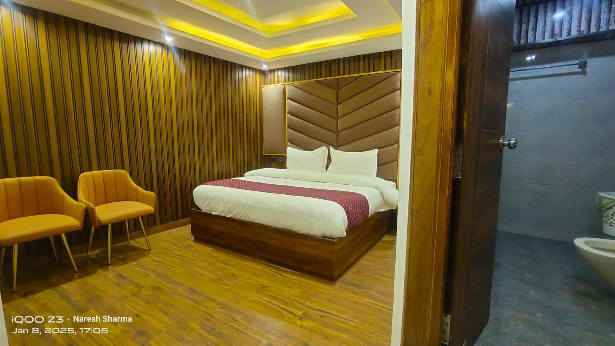 Mountain Zest- Simla Royale Near Mall Road Free Pickup From Railway Station Simla Kültér fotó
