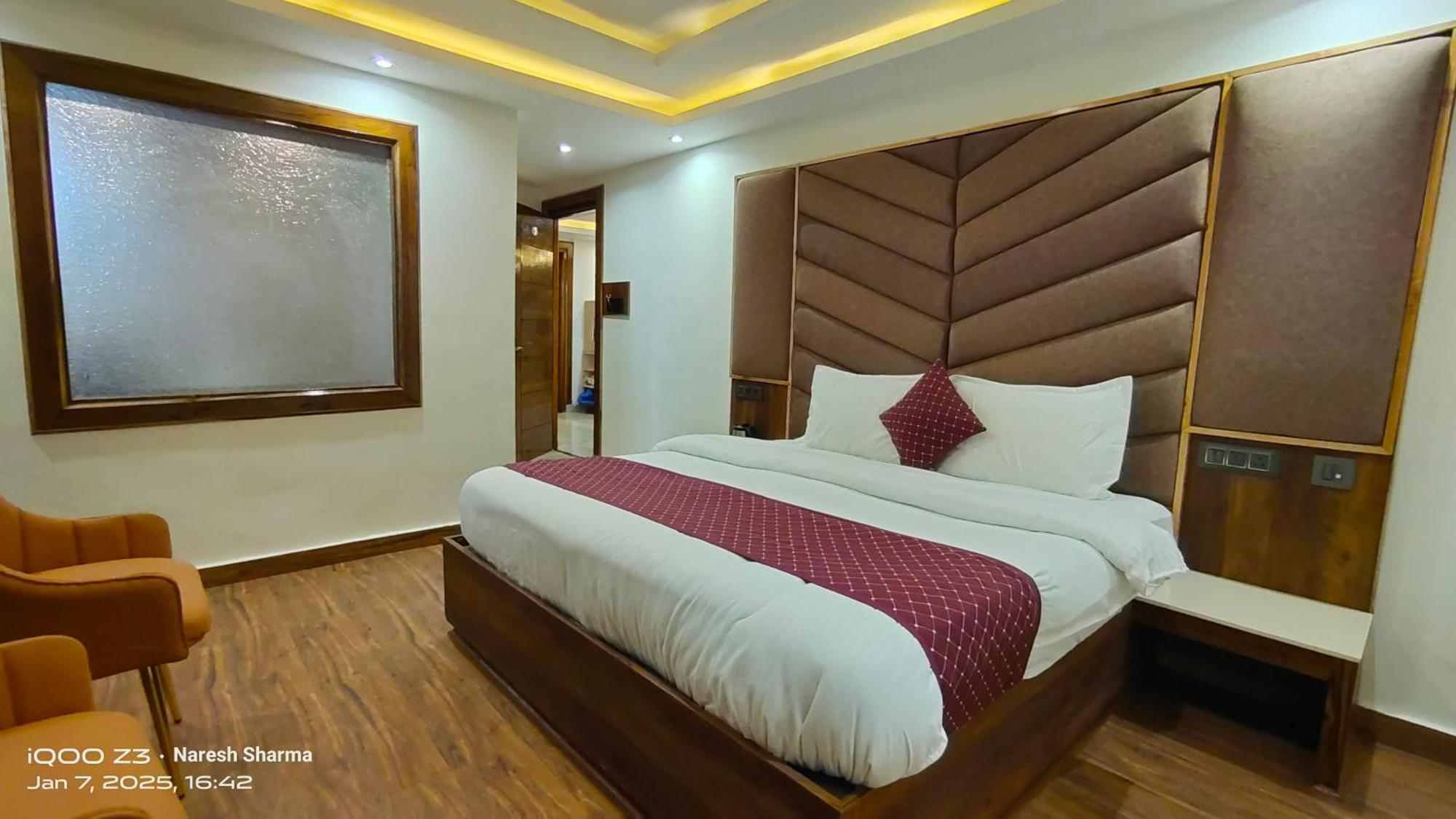 Mountain Zest- Simla Royale Near Mall Road Free Pickup From Railway Station Simla Kültér fotó