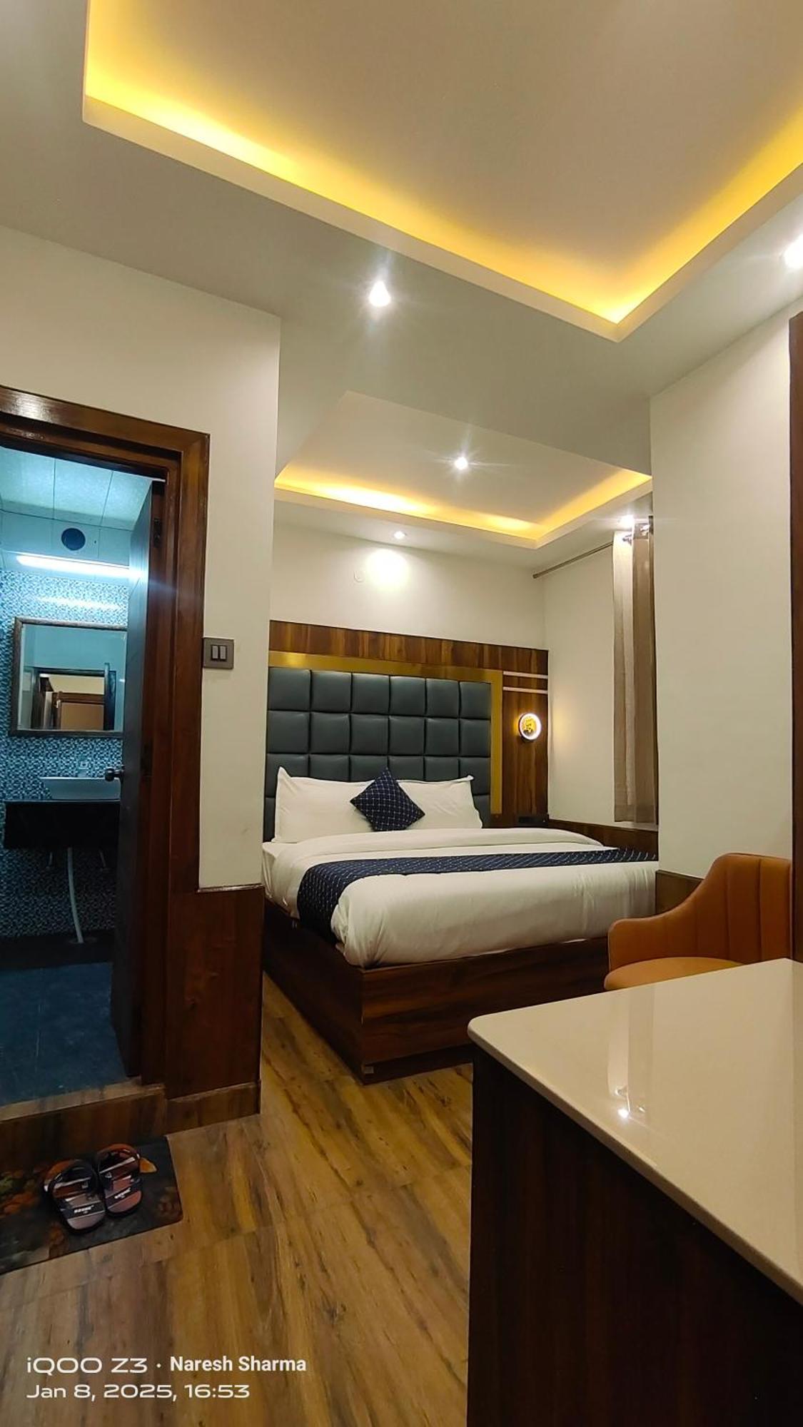 Mountain Zest- Simla Royale Near Mall Road Free Pickup From Railway Station Simla Kültér fotó